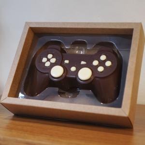 Caixa com Controle Gamer de Chocolate