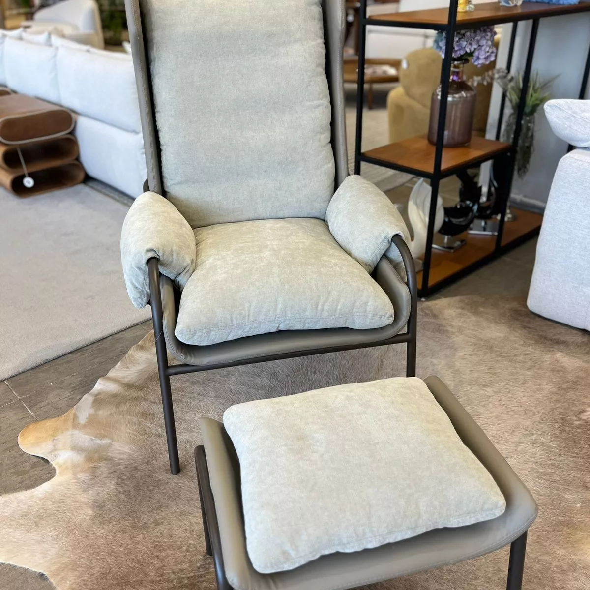 Poltrona Goya + Puff