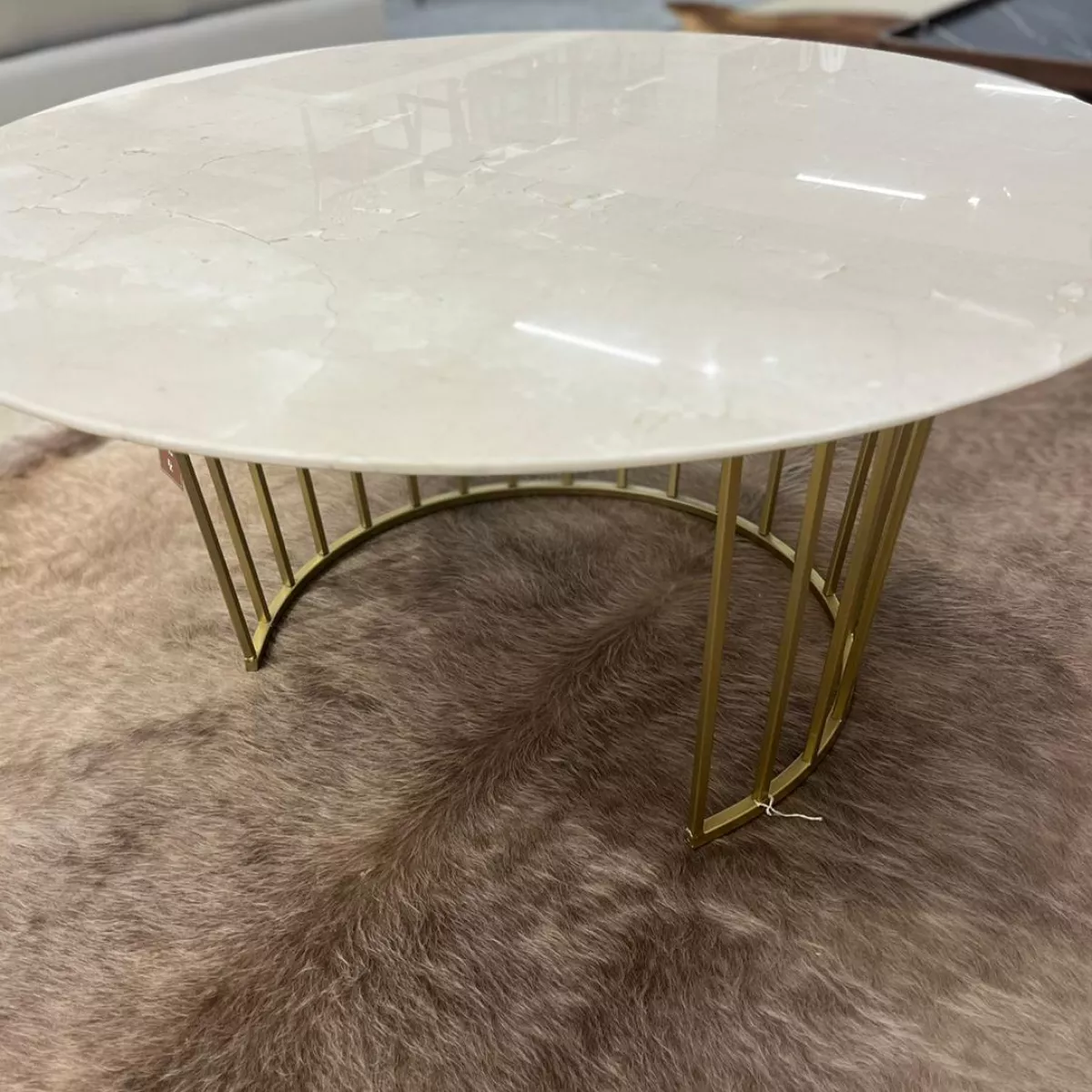 Mesa de Centro Dourada